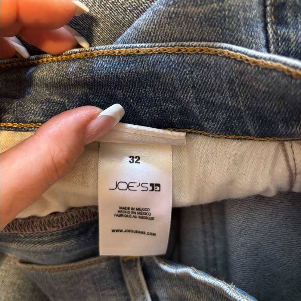 Joe’s Jeans High Rise Straight Leg Jeans - Picture 5 of 6